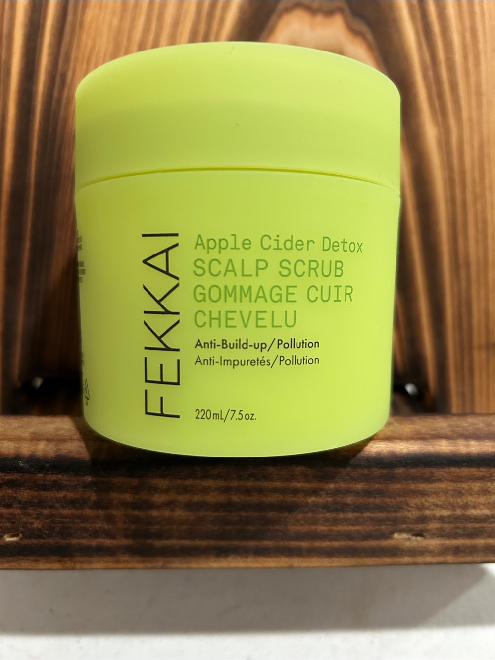 Fekkai Apple Cider Detox Scalp Scrub - Bright Lime Green